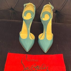 Louboutin J String 100mm Pumps in Patent Blue